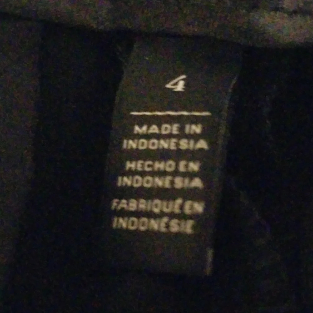 White House Black Market "The Boot" Pants - Picture 6 of 6